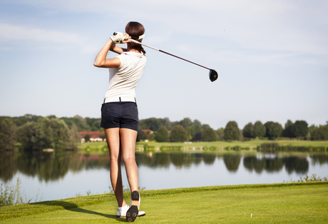 女子がゴルフを上達する方法