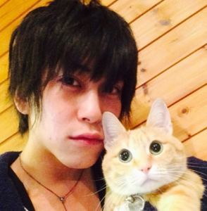 佐野岳は猫が好き